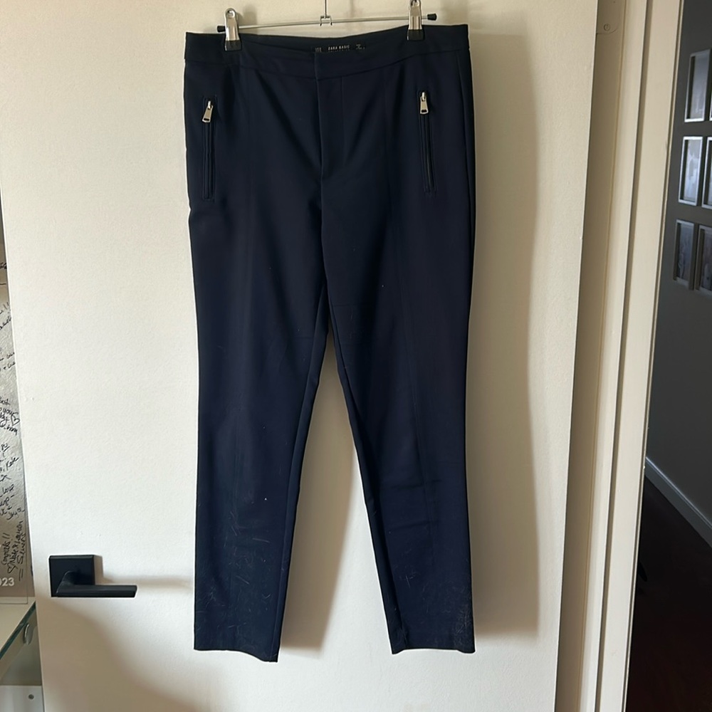 Navy blue fitted trousers